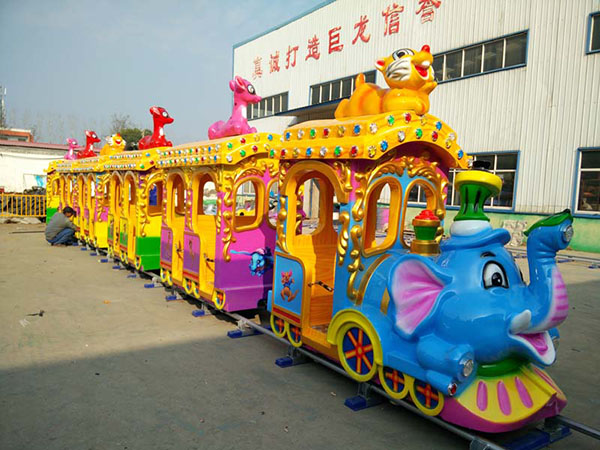 軌道小火車(chē)